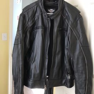 Men’s Harley Davidson leather jacket XL w/lining